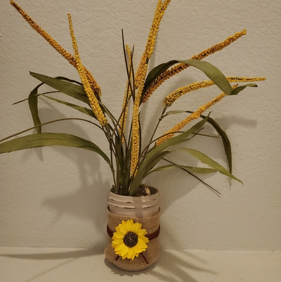 Hand Crafted Fall Jar - Picture 2 of 4